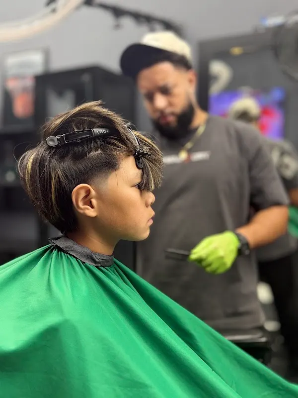 Royce Barber Shop — Barber shop in Spring